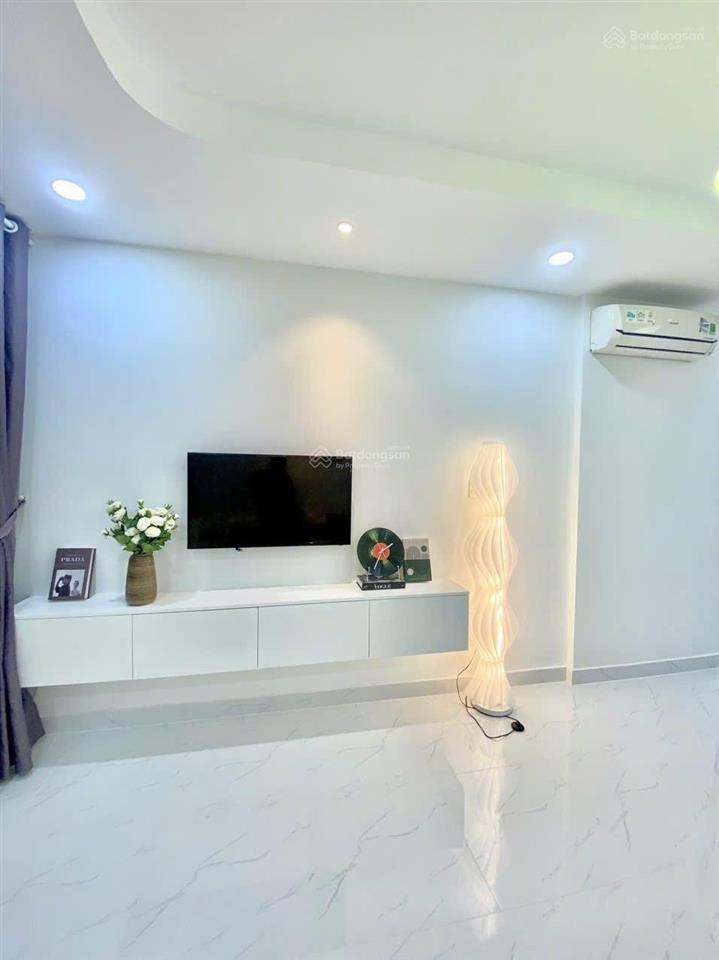 Căn góc 3pn 129m2 phú hoàng anh q7 rộng rãi, full ánh sáng, giá chỉ 16 triệu