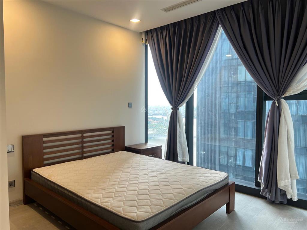 Căn hot quận 1  2pn 70m2 full nội thất chỉ 25tr/tháng