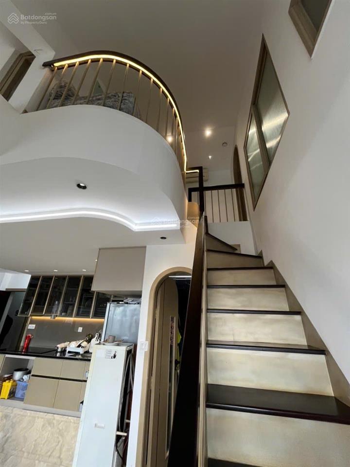 Lofthouse thông tầng 100m2 phú mỹ hưng chỉ 5,85 tỷ, tặng full nội thất