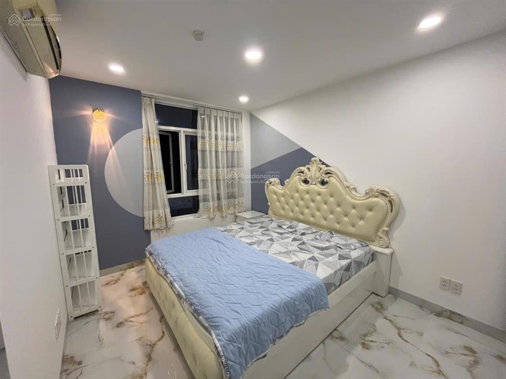 Bán căn hộ new saigon 3pn 121m2, view hồ bơi, giá 5,7 tỷ