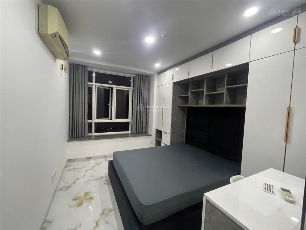 Bán căn hộ new saigon 3pn 121m2, view hồ bơi, giá 5,7 tỷ