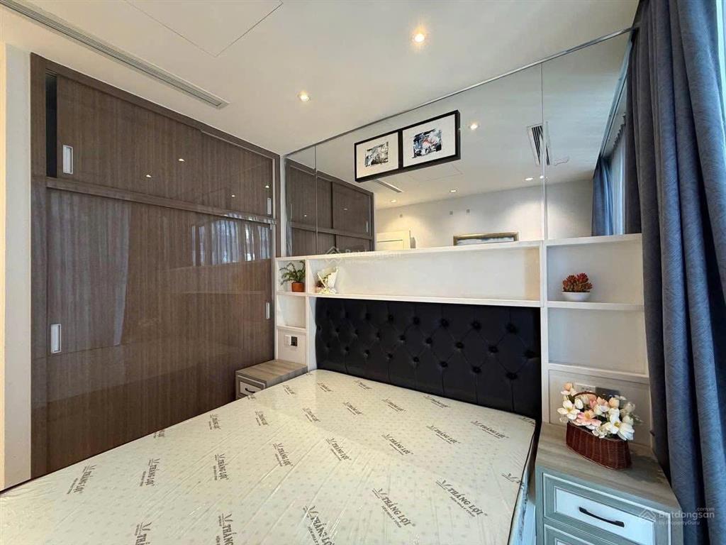 Bán 3pn vinhomes golden river view sông bitexco 31 tỷ