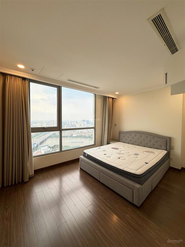 Hàng hiếm landmark 6 căn góc 4pn view đẹp giá 25,5 tỷ
