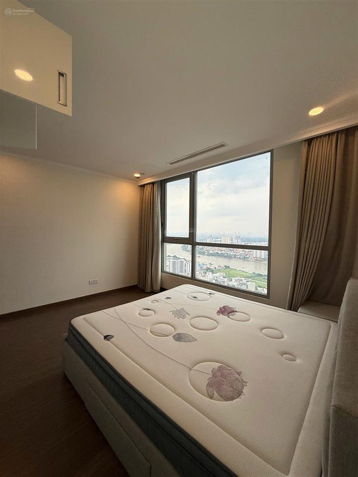 Hàng hiếm landmark 6 căn góc 4pn view đẹp giá 25,5 tỷ