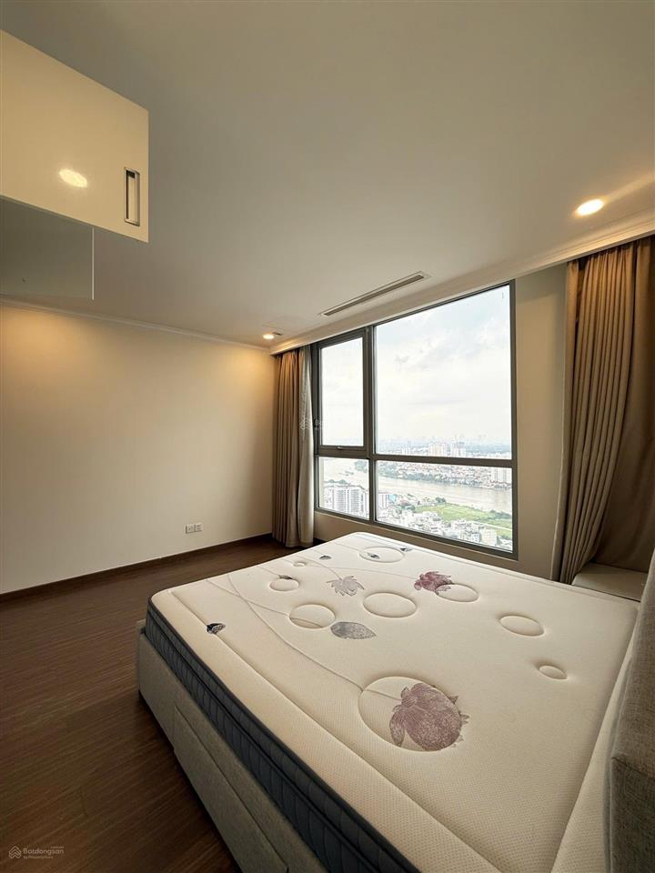 Hàng hiếm landmark 6 căn góc 4pn view đẹp giá 25,5 tỷ