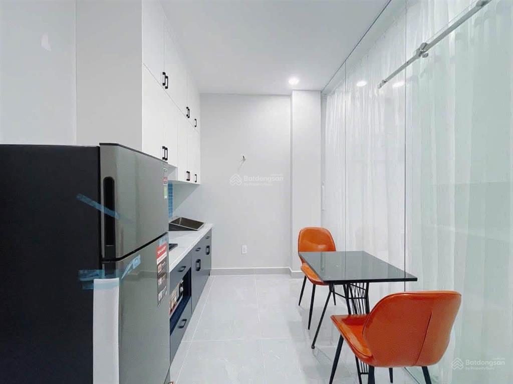 Studio ban công trương quyền quận 3