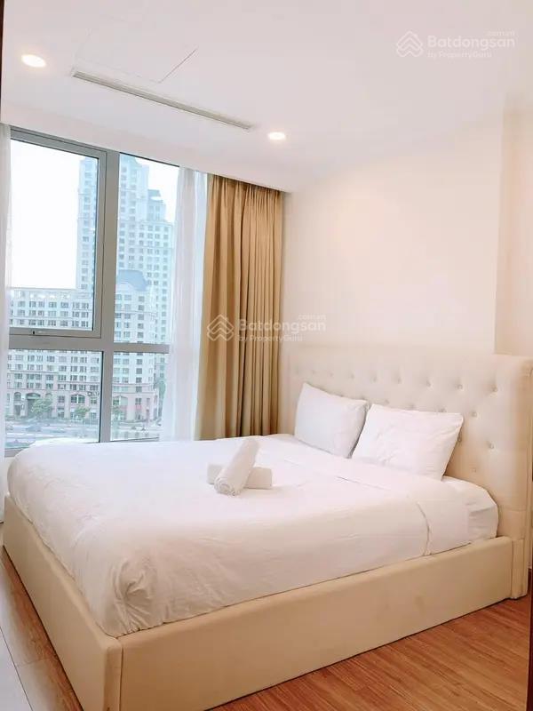 Chuyên cho thuê căn hộ chung cư vinhomes central park tân cảng từ 1pn2pn3pn4pn giá tốt