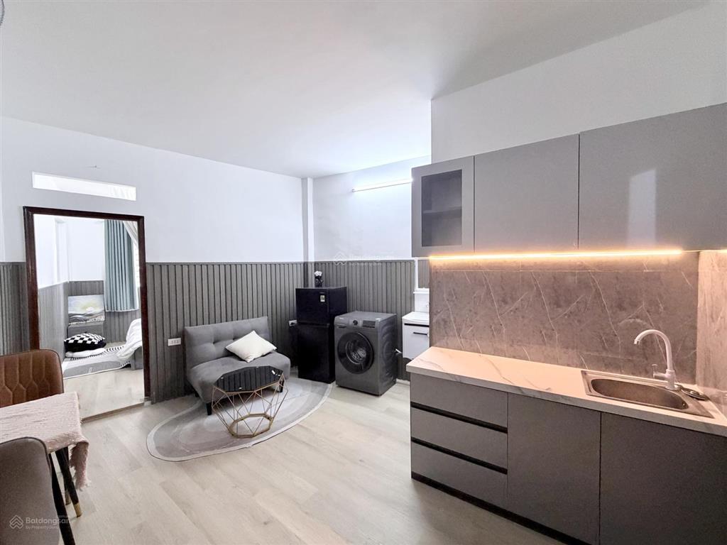 Căn hộ 1pn tách bếp có cửa sổ to thoáng 35m2 fullnt từ a  z ngay vòng xoay lê văn sỹ
