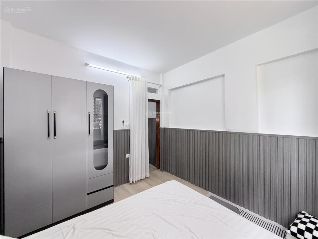 Căn hộ 1pn tách bếp có cửa sổ to thoáng 35m2 fullnt từ a  z ngay vòng xoay lê văn sỹ