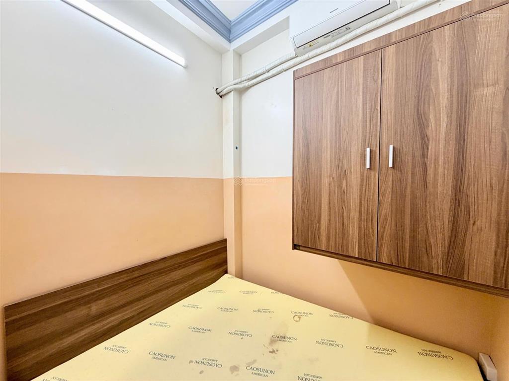 Căn hộ 2pn 45m2 cửa sổ to thoáng full nt ra vào vân tay ngay gần vlu cs3, phạm văn đồng