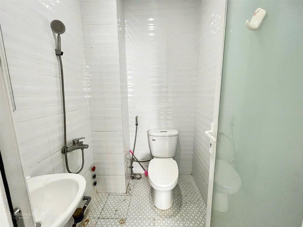 Căn 1pn tách bếp 45m² ban công  cửa sổ thoáng có thang máy hẻm to an ninh