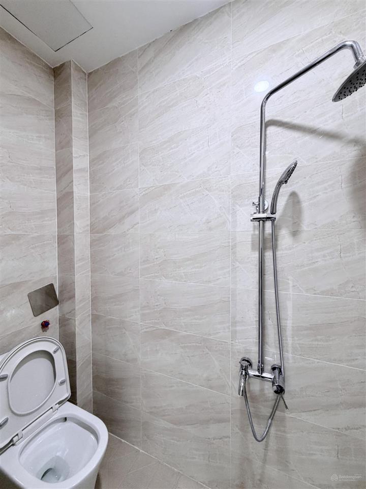 Căn hộ 1pn ban công mới 100% full nội thất cao cấp ngay gần ngã tư hàng xanh