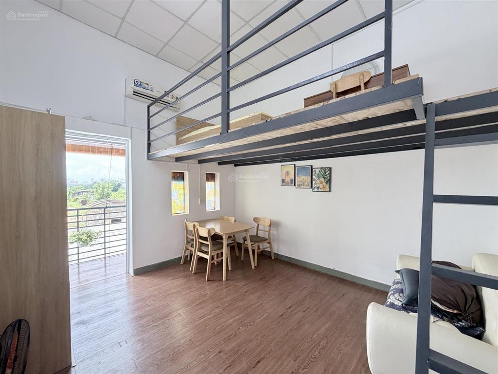 Duplex mới 100% 40m2 tách bếp gác cao không đụng đầu full nt, view sông sg, landmark