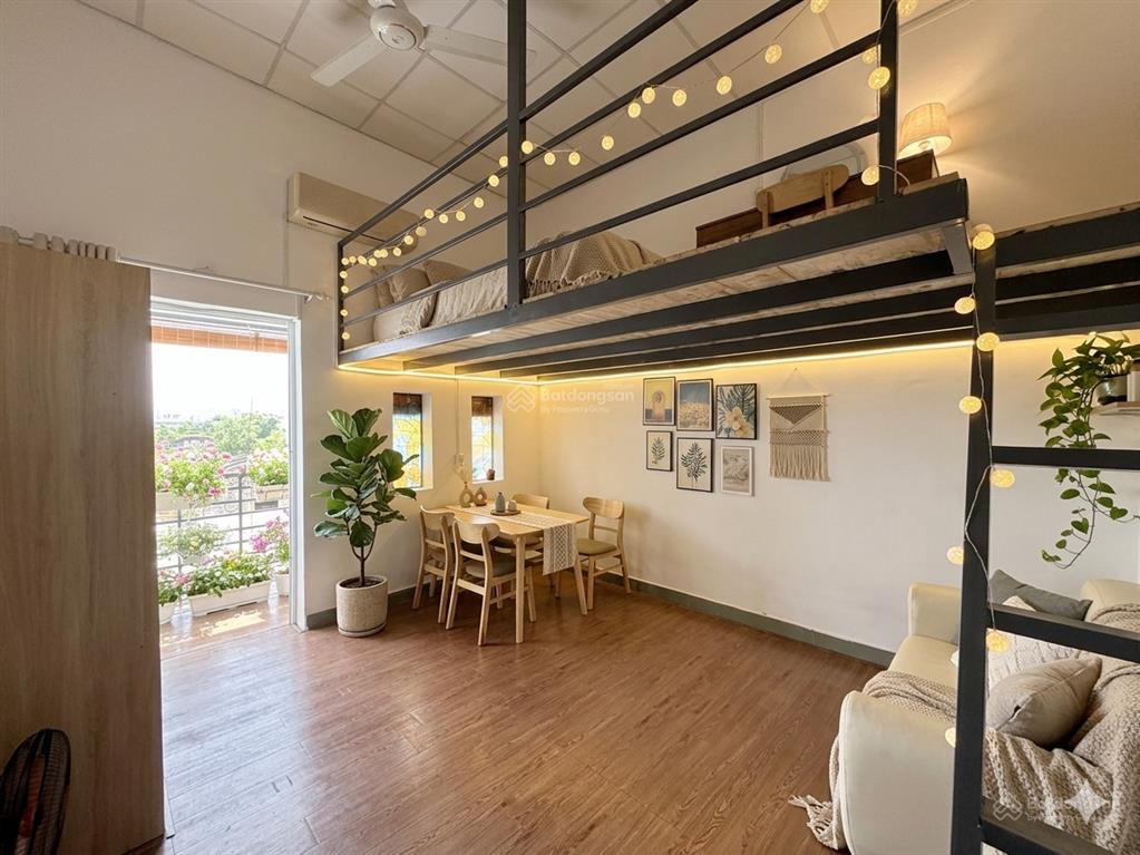 Duplex mới 100% 40m2 tách bếp gác cao không đụng đầu full nt, view sông sg, landmark