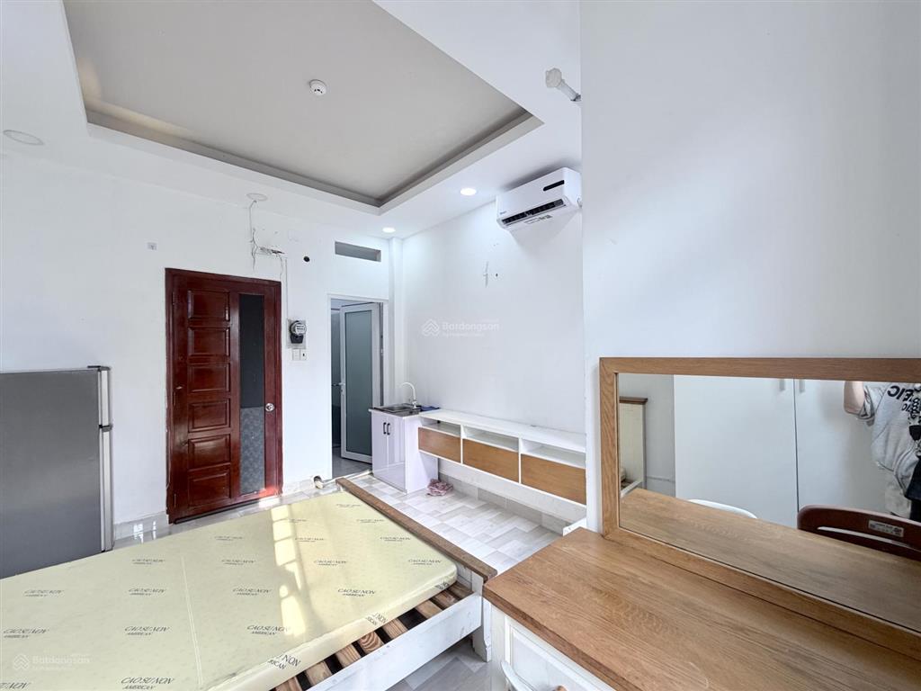 Căn stu ban công 25m2 mới keng full nt, ngay gần cầu bông giáp quận 1, phú nhuận