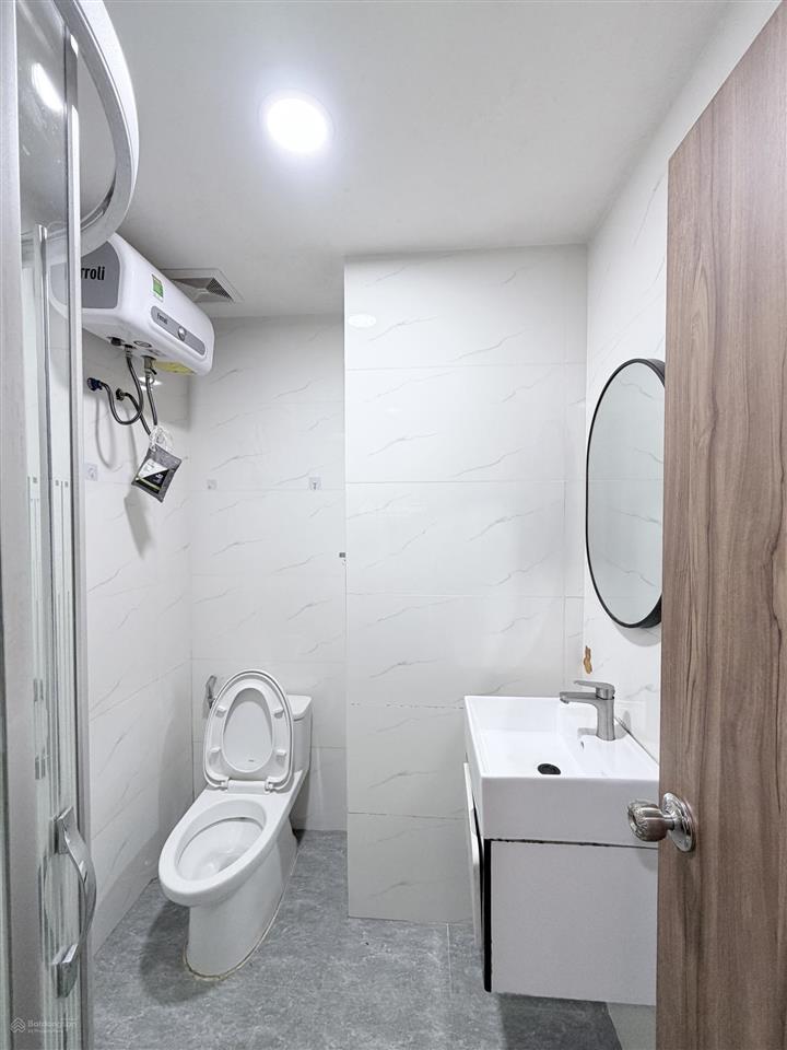 Căn hộ biệt thự 33m2 có cửa sổ to thoáng full nt, hẻm oto an ninh gần chợ bà chiểu
