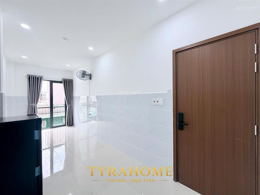 Khai trương căn hộ mini có thang máy mới 100% có ban công to thoáng ngay gần chợ bà chiểu