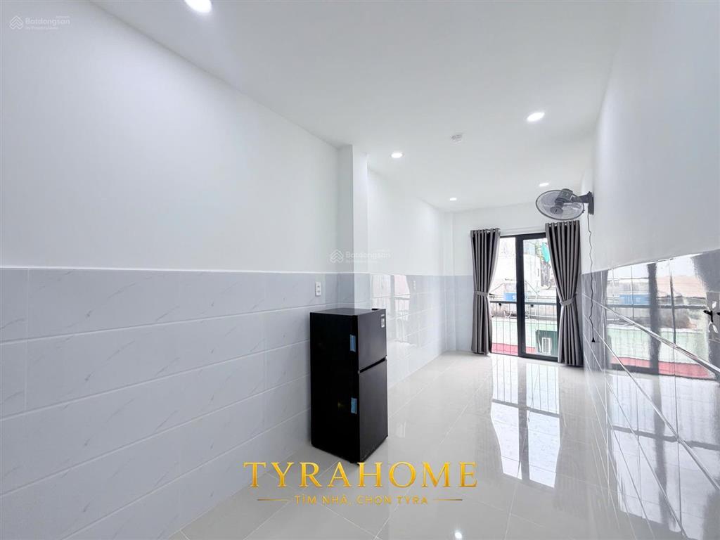 Khai trương căn hộ mini có thang máy mới 100% có ban công to thoáng ngay gần chợ bà chiểu