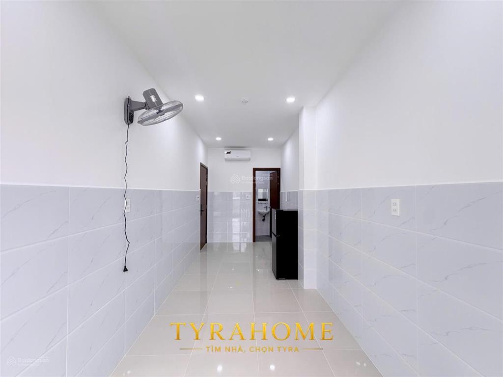 Khai trương căn hộ mini có thang máy mới 100% có ban công to thoáng ngay gần chợ bà chiểu