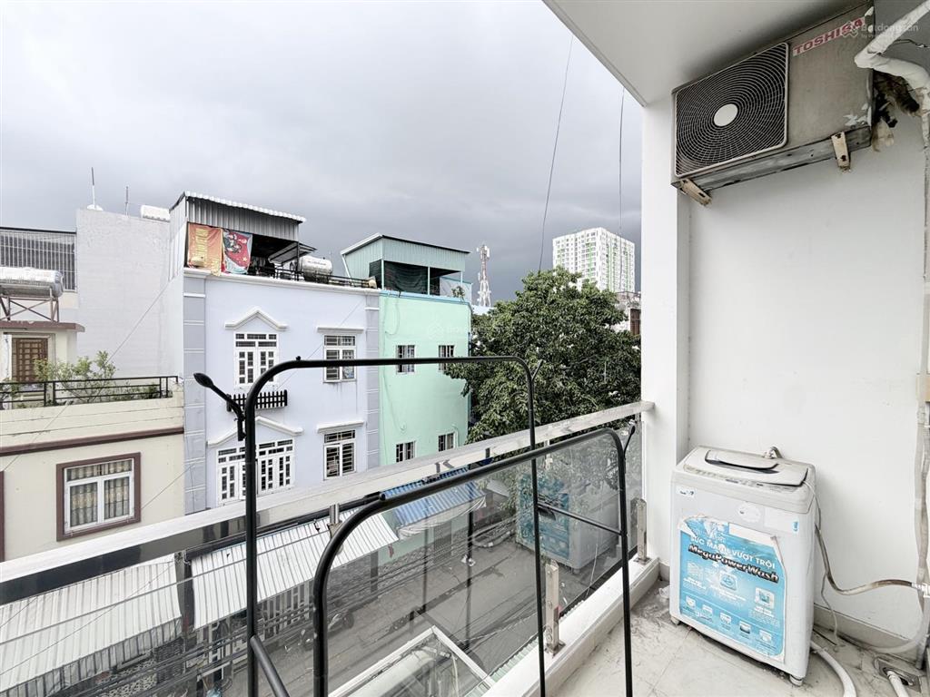 Căn 2pn 1pk 60m² full nt có ban công thang máy mới keng gần đh hutech, uef, ngoại thương, gtvt