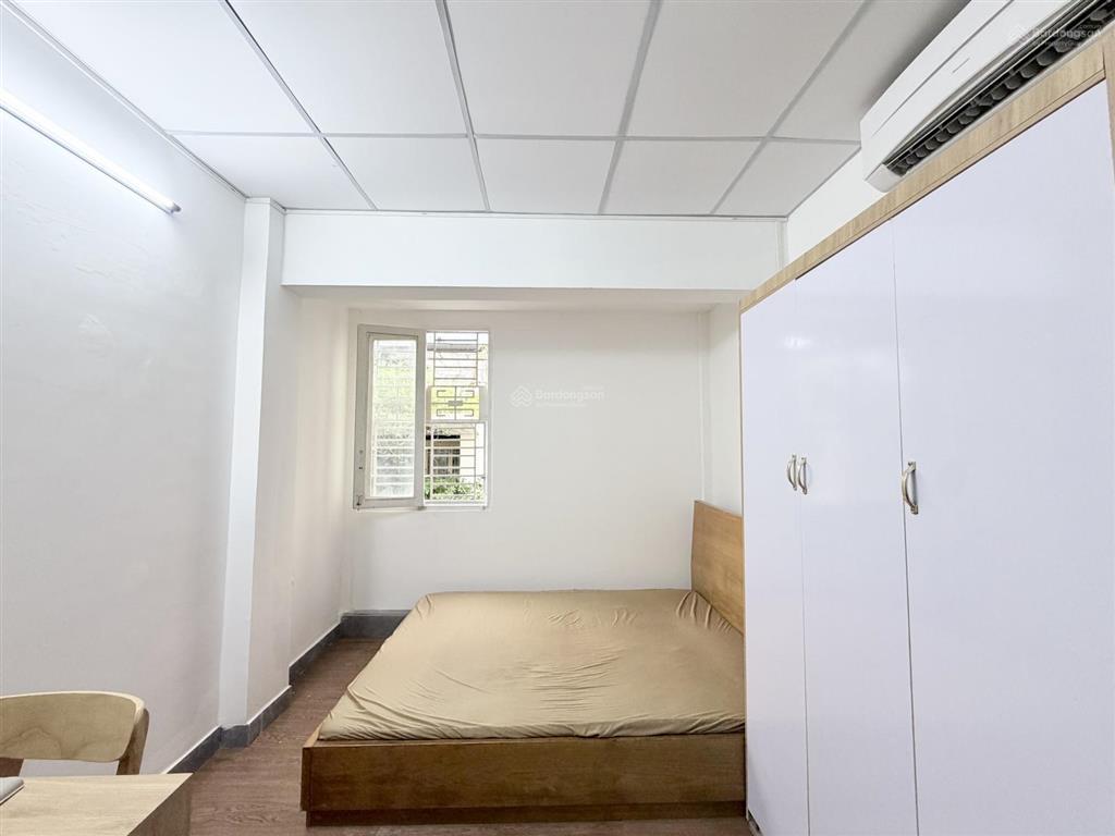 Phòng cửa sổ 25m2 mới 100% fullnt có giặt sấy ra vào vân tay an ninh ngay công viên phú nhuận