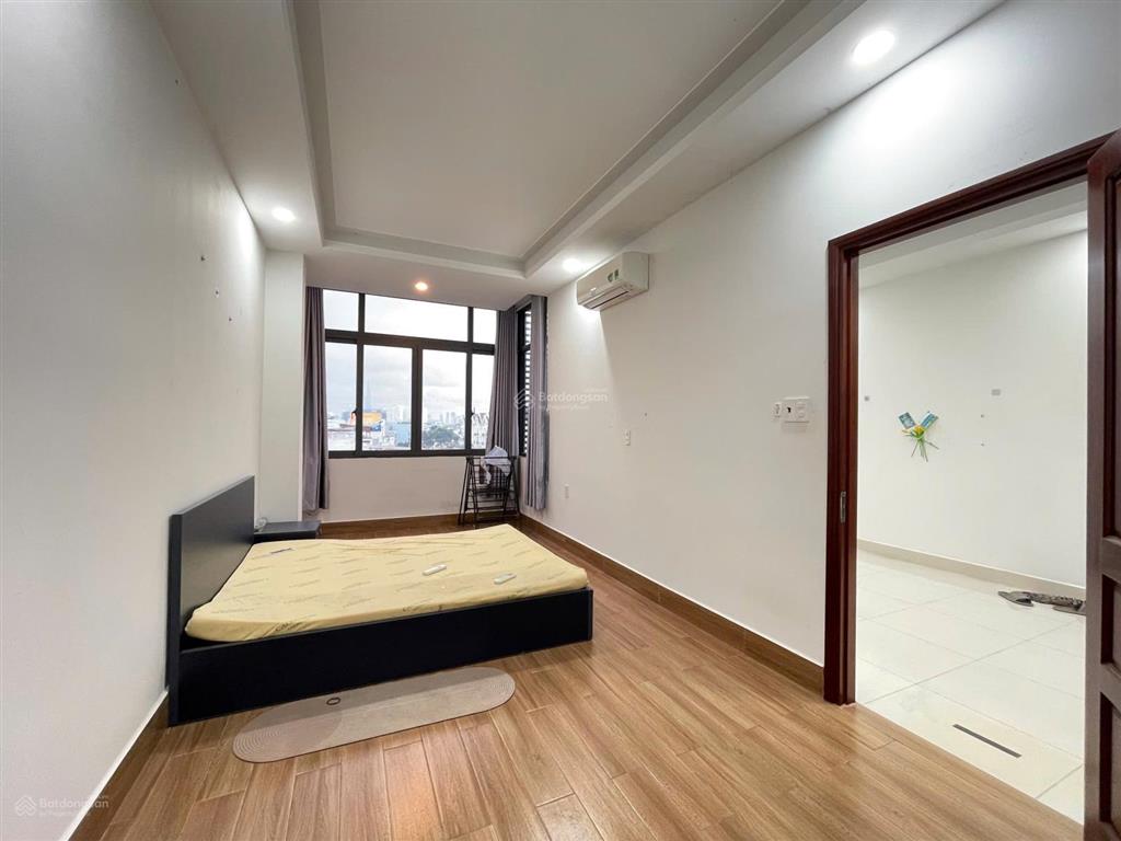 Căn hộ 1pn 55m2 full nt lầu cao view thoáng dưới nhà là công viên cây xanh ngay đại học văn lang