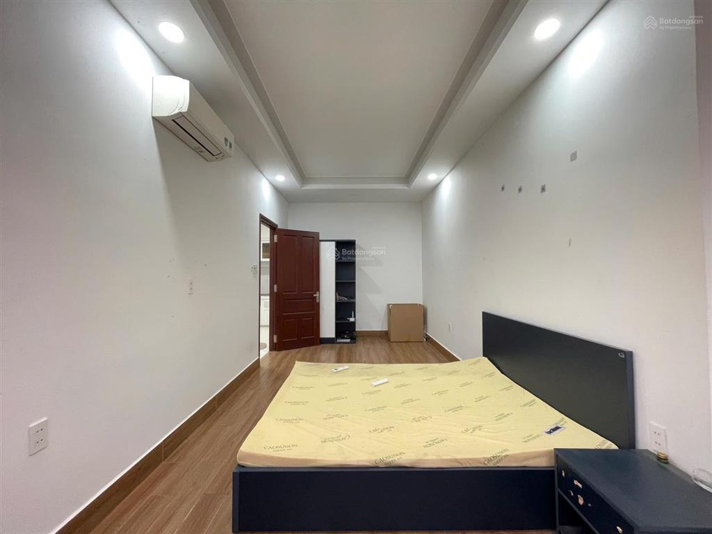 Căn hộ 1pn 55m2 full nt lầu cao view thoáng dưới nhà là công viên cây xanh ngay đại học văn lang