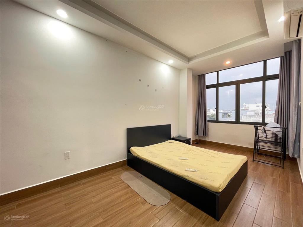 Căn hộ 1pn 55m2 full nt lầu cao view thoáng dưới nhà là công viên cây xanh ngay đại học văn lang