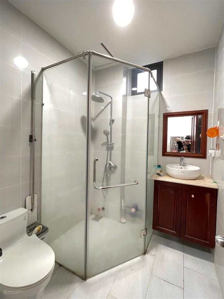 Căn hộ 1pn 55m2 full nt lầu cao view thoáng dưới nhà là công viên cây xanh ngay đại học văn lang