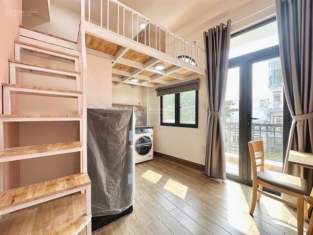 Duplex ban công full nt cao cấp tầng cao view thoáng điện nước giá nhà nước có hầm xe, thang máy