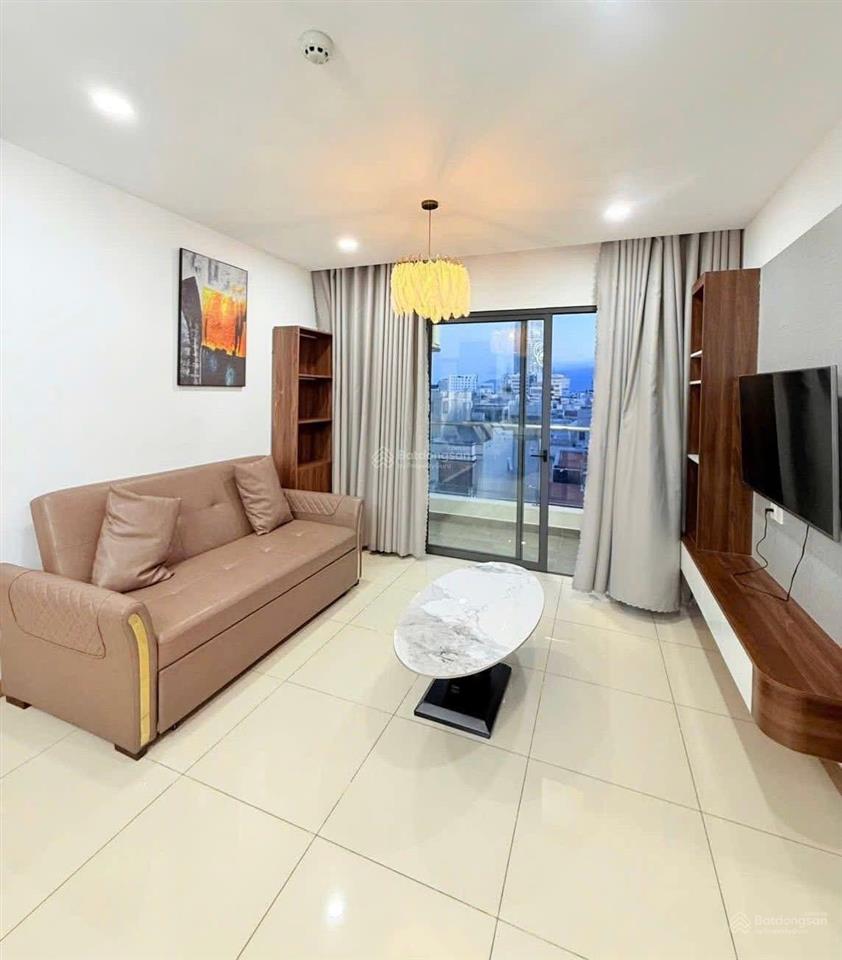 Còn xót lại hiếm có căn này. vị trí trung tâm gần các trung tâm hành chính. phù hợp mua ở