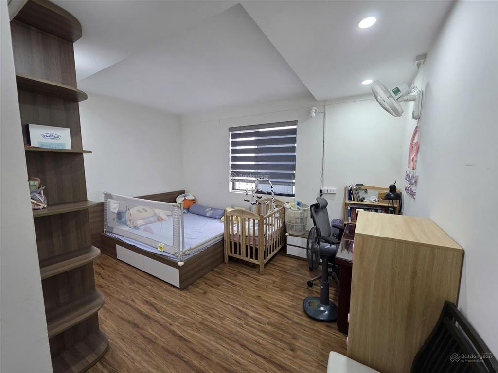 Bán căn 3 phòng ngủ 102m2 green stars, 8ty9