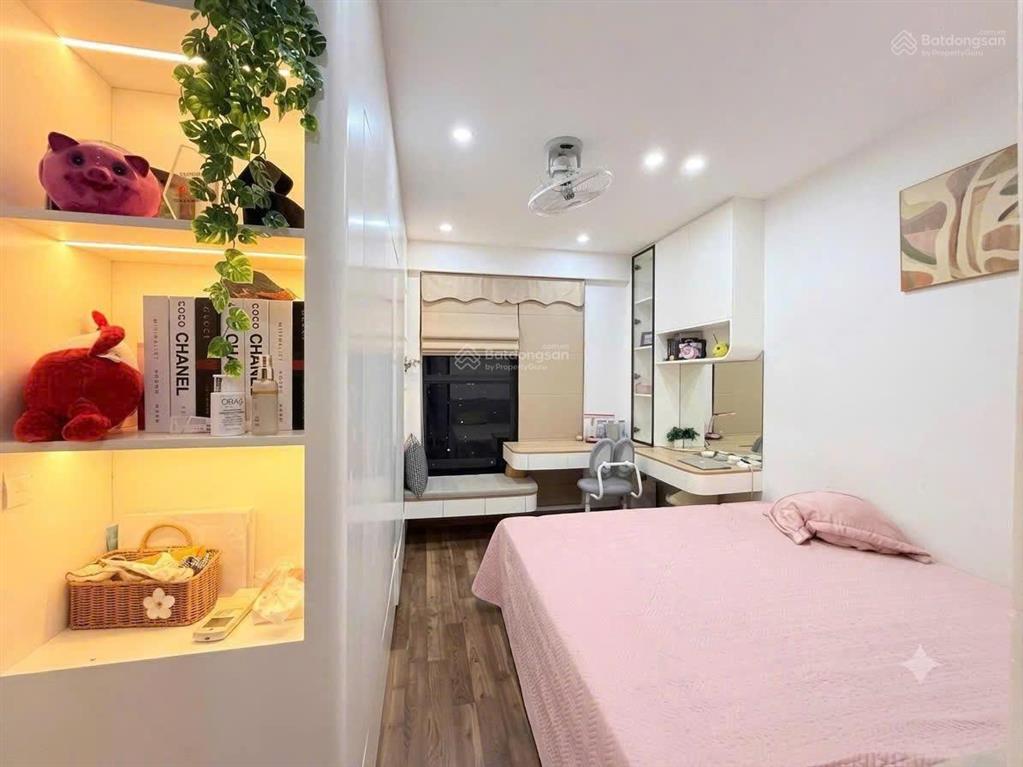 Bán căn hộ 2pn83m tại goldmark city  136 hồ tùng mậu, tầng trung, view thành phố  giá chỉ 5.3 tỷ