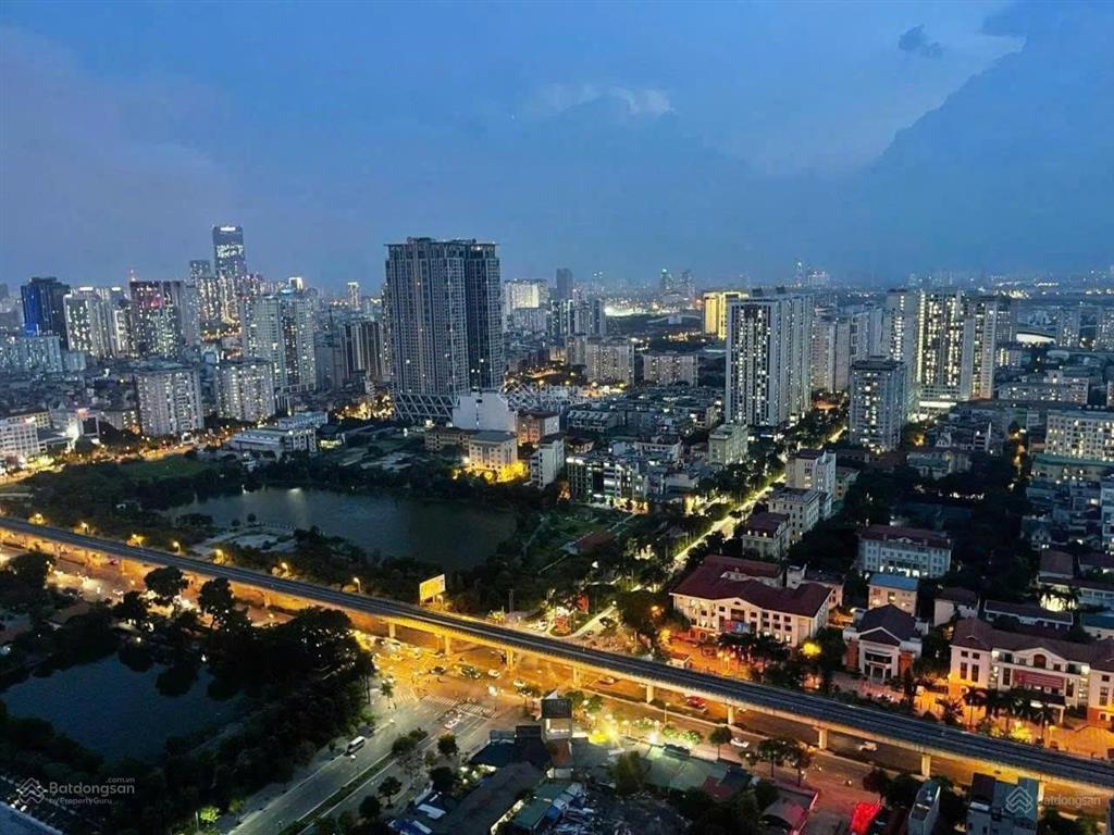 Căn góc hoa hậu 2pn93m goldmark city  136 hồ tùng mậu, tầng trung, hướng mát, view thành phố