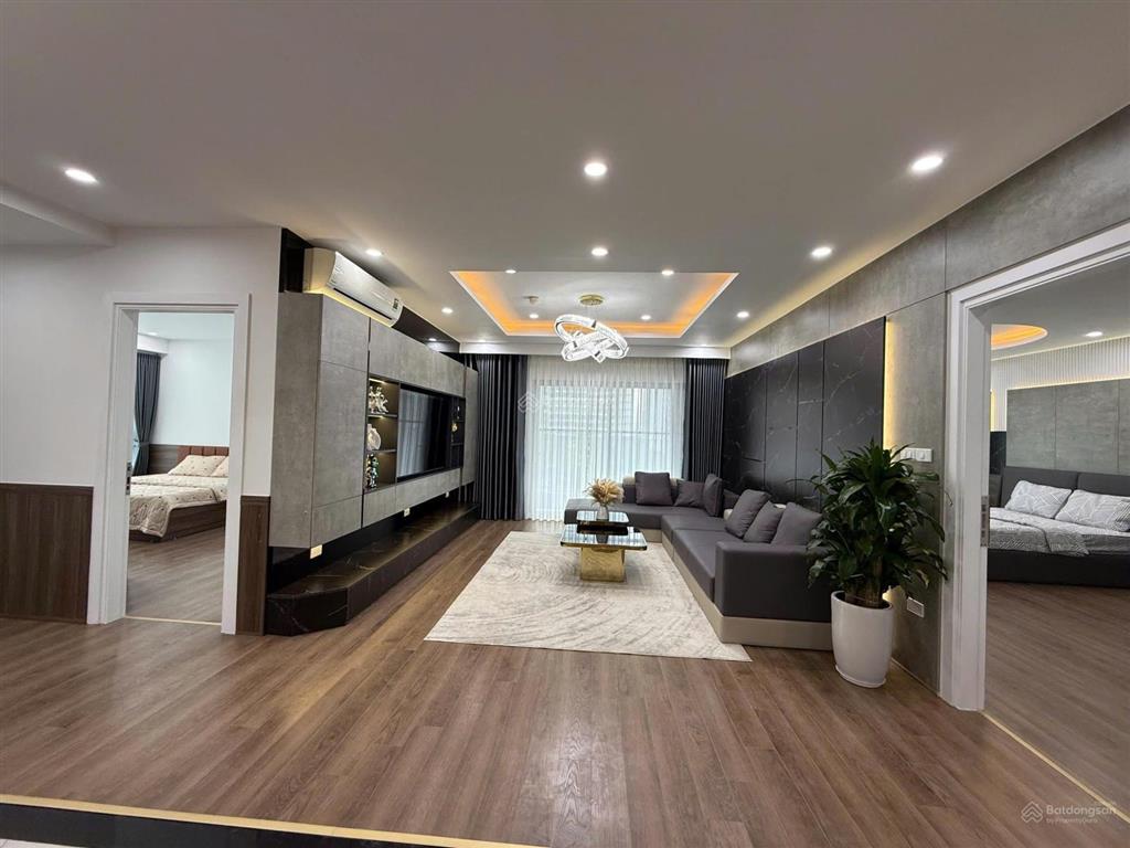 6,3 tỷ giá hời 3 ngủ  110m  bán căn hộ goldmark city 136 hồ tùng mậu