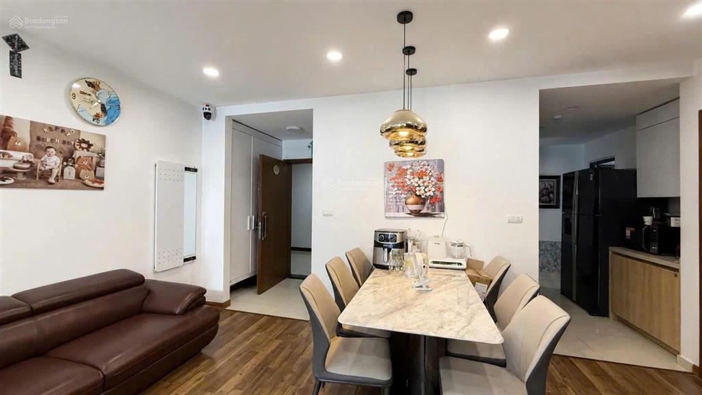 6,3 tỷ giá hạt giá hời 3pn99m² tại goldmark city, 136 hồ tùng mậu, sẵn slot ô tô, view