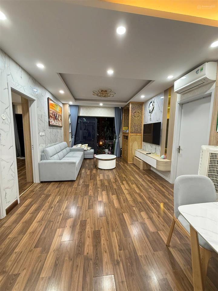 Chỉ 7.3tỷ  bán nhanh căn hộ 110m3pn tại toà diamond goldmark city, full đồ, có slot ôtô  giá tôt