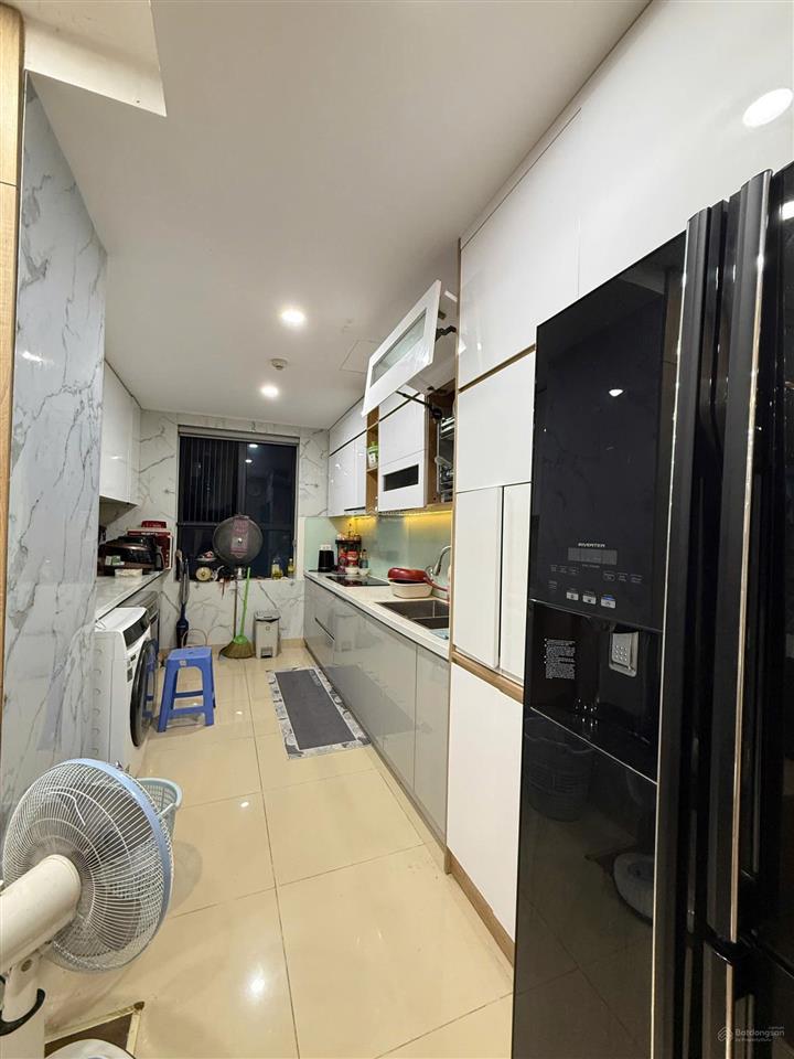Chỉ 7.3tỷ  bán nhanh căn hộ 110m3pn tại toà diamond goldmark city, full đồ, có slot ôtô  giá tôt