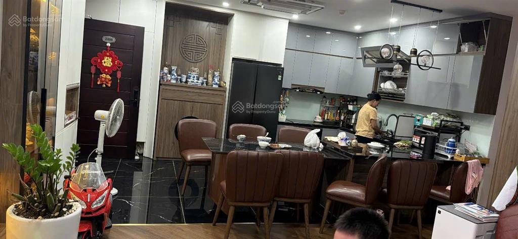 8.3tỷ chính chủ  bán căn hộ 3pn102m tại an bình city, tầng trung, view thoáng mát, chủ nhiệt bán
