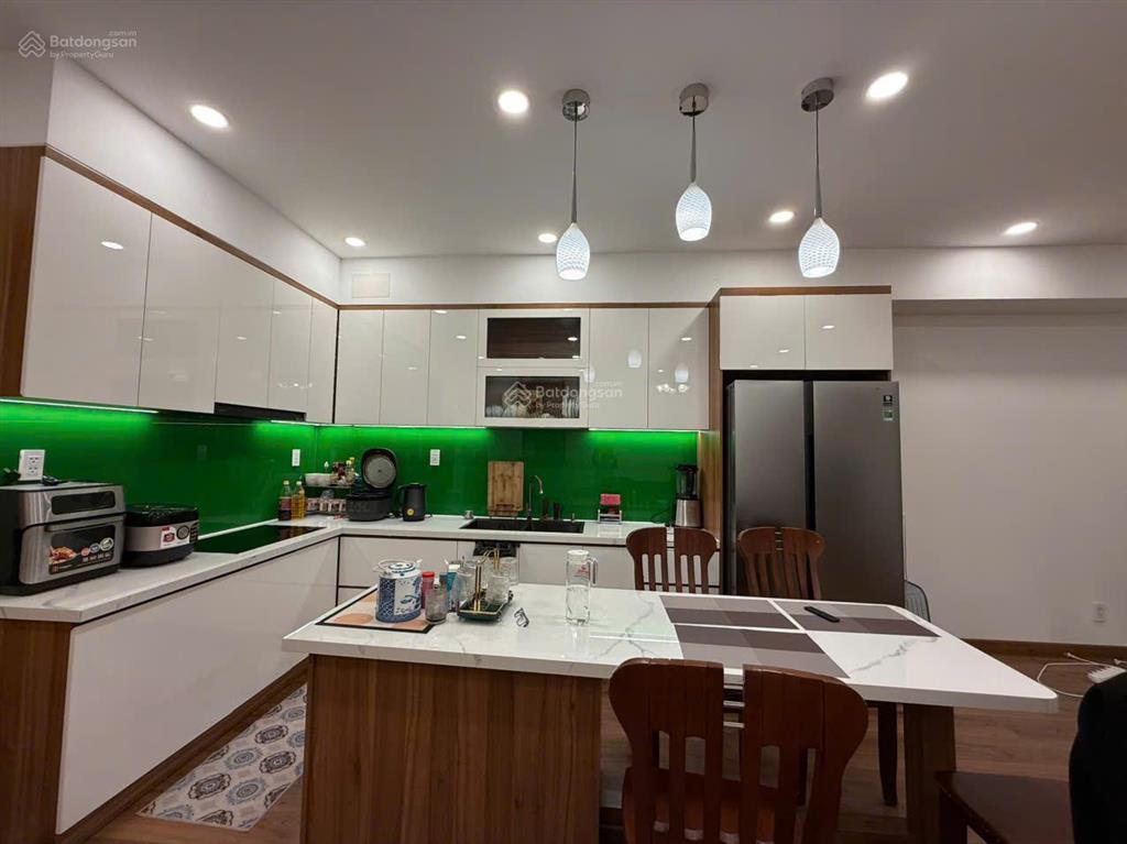 Chính chủ bán căn hộ thuận việt, 319 lý thường kiệt, 90m, 3 phòng ngủ, sổ hồng, $ 5.7 tỷ 0901 499 ***