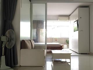 Chính chủ bán căn hộ miếu nổi, 55m, 2 phòng ngủ, view sông, sổ hồng, giá 3.95 ty tuấn 0901 499 ***