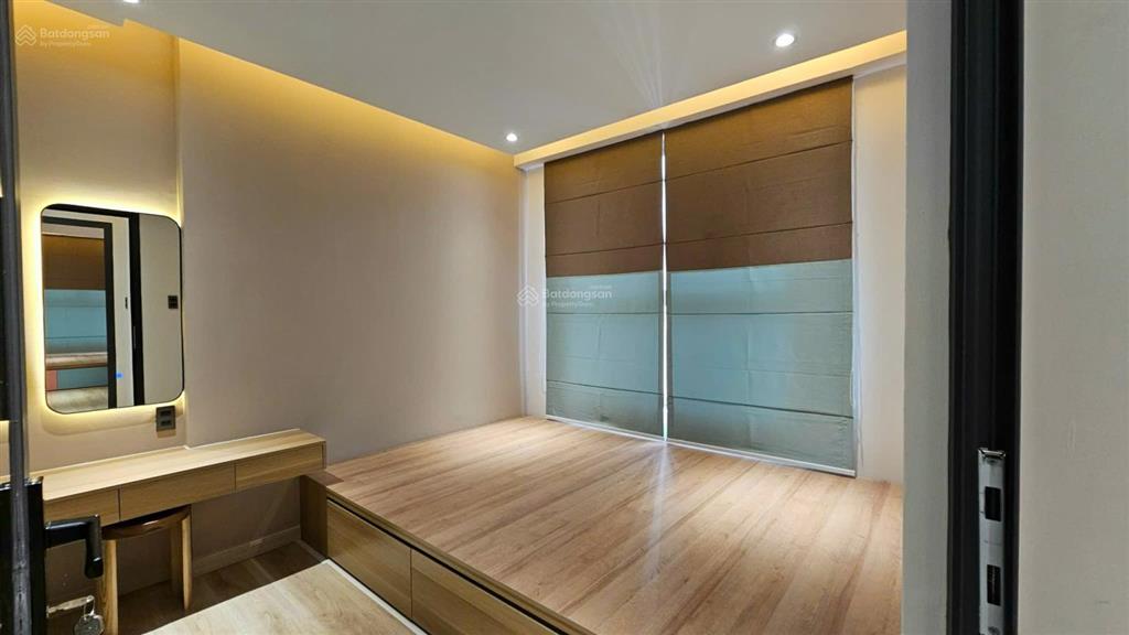 Ban quản lí bán căn hộ kingston, 83m 2 phòng ngủ, ban công dài, sổ hồng, giá 7.5 tỷ tuấn 0901 499 ***