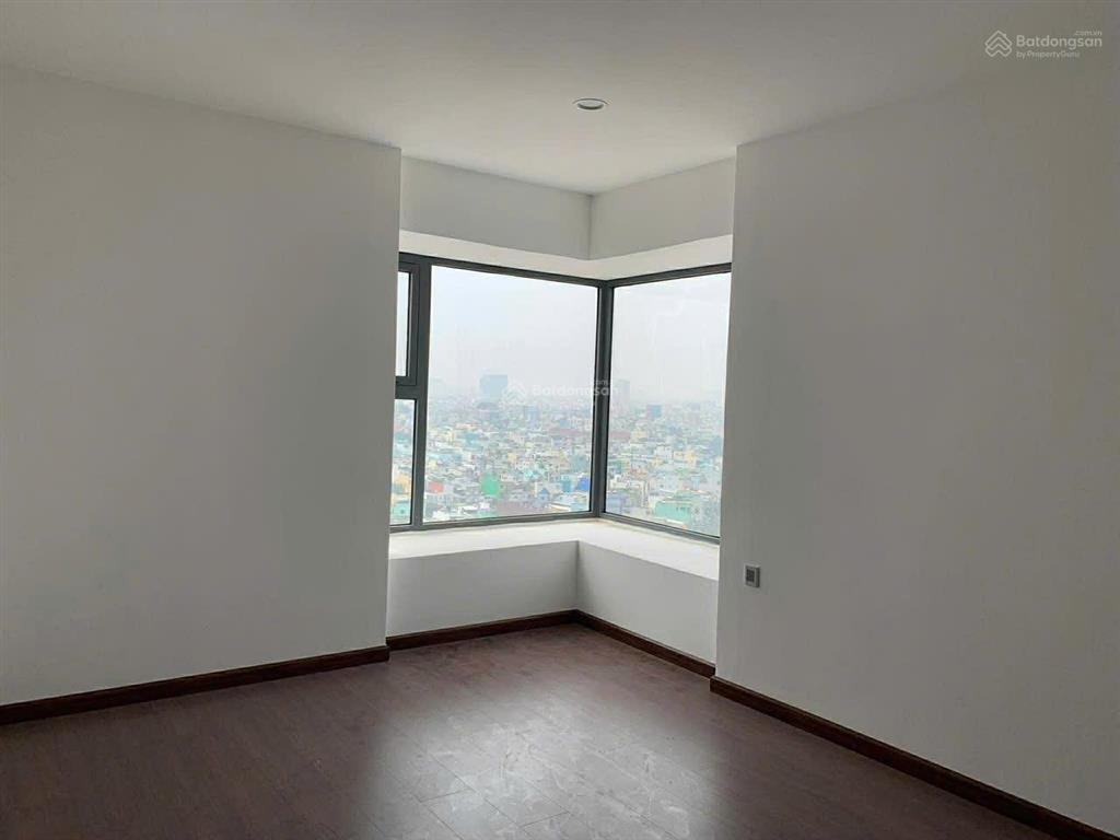 Chính chủ bán căn hộ res 11, 82m2, 2 phòng ngủ, 2wc, sổ hồng, giá qua tốt 5.3 tỷ, tuấn 0901 499 ***