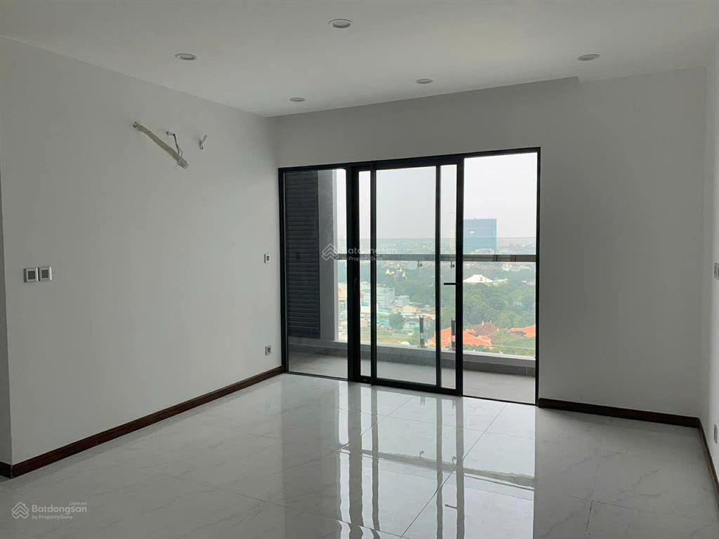 Chính chủ bán căn hộ res 11, 82m2, 2 phòng ngủ, 2wc, sổ hồng, giá qua tốt 5.3 tỷ, tuấn 0901 499 ***