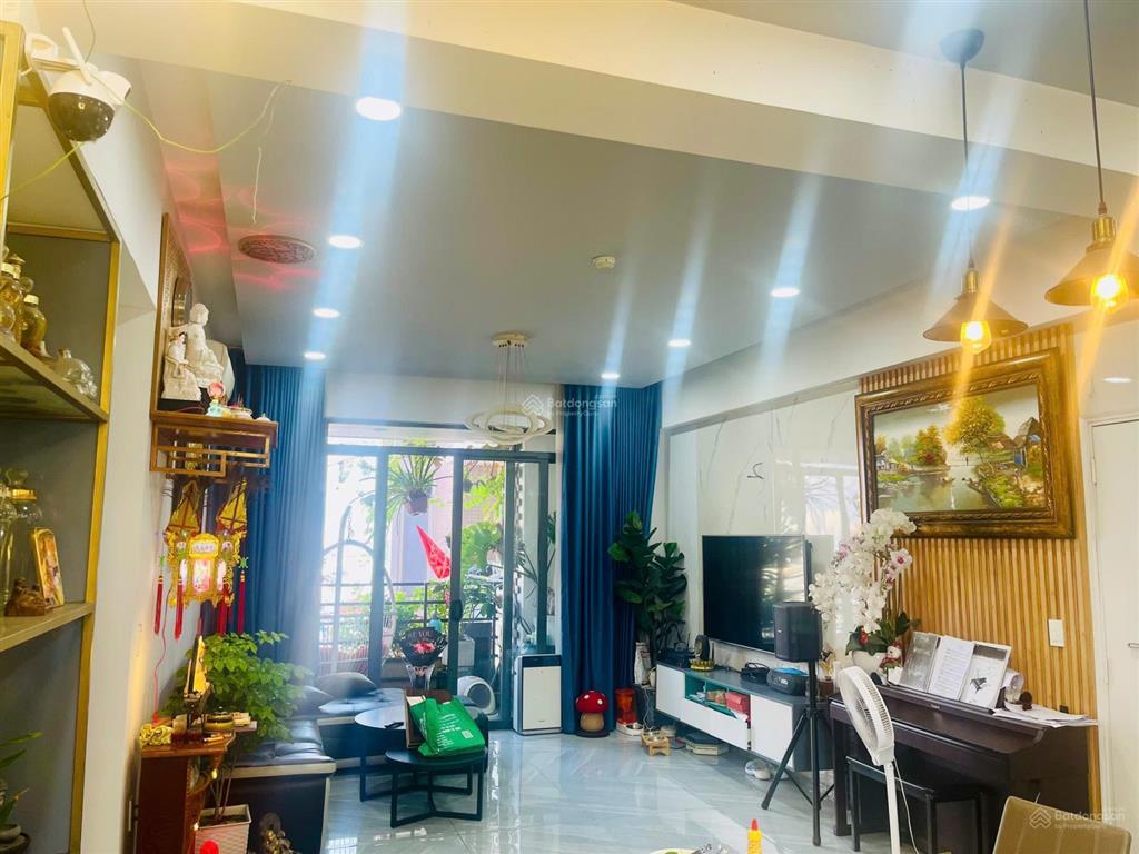 Chính chủ bán căn hộ thuận việt, 100m, căn góc, 3 phòng ngủ, sổ hồng, giá 6.5 tỷ tuấn 0901 499 ***