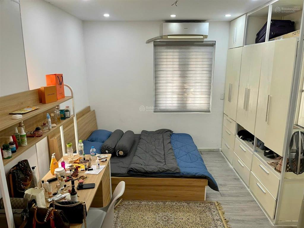 Chính chủ bán chung cư k300, p12, tân bình, 56m2, 2 phòng ngủ, sổ hồng, giá 3.3 tỷ tuấn 0901 499 ***
