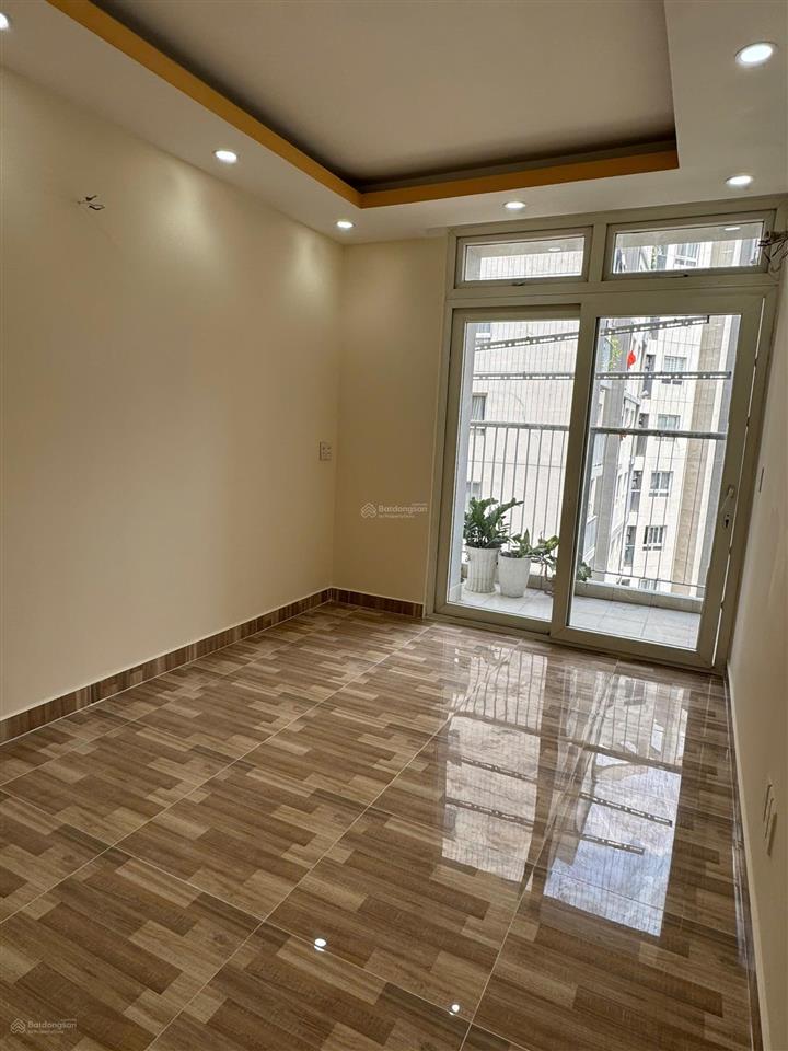 Chính chủ bán căn hộ hà đô nguyễn văn công, 88m, 2 phòng ngủ sổ hồng, giá 5.75 tỷ tuấn 0901 499 ***