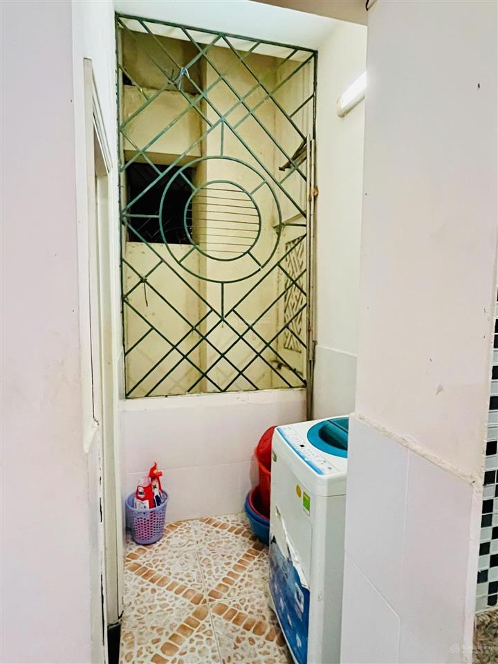 Chính chủ bán căn hộ khang phú, 78m, 2 phòng ngủ, 2 ban công, sổ hồng, giá 3,75 tỷ tuấn 0901 499 ***