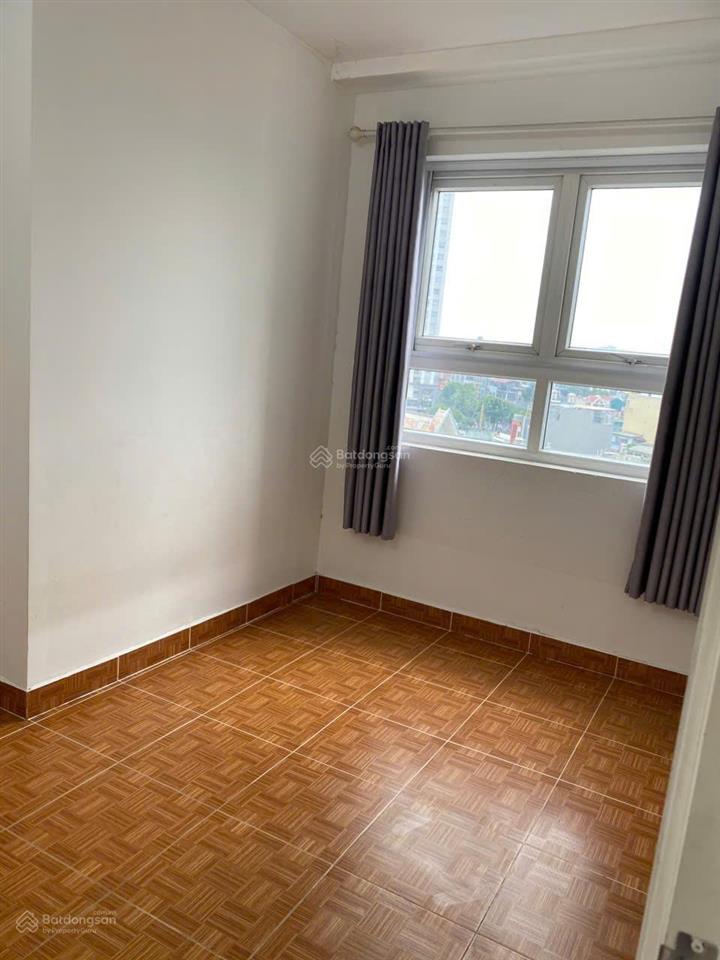 Ban quản lí bán căn hộ 8x đầm sen, 50m, 1 phòng ngủ, hàng rất hiếm, giá 2.5 tỷ tuấn 0901 499 ***