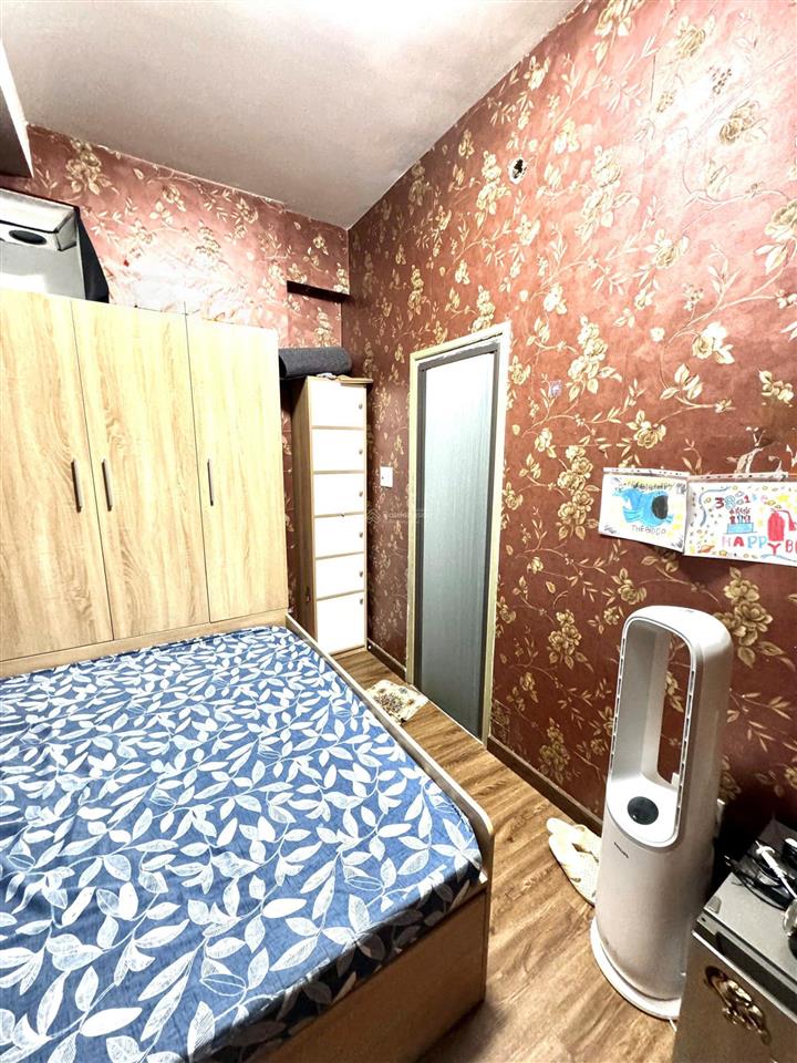 Chính chủ bán căn hộ sài gòn town thoại ngọ hầu, 2 phòng ngủ 2wc, lầu 5, giá 2.4 tỷ tuấn 0901 499 ***